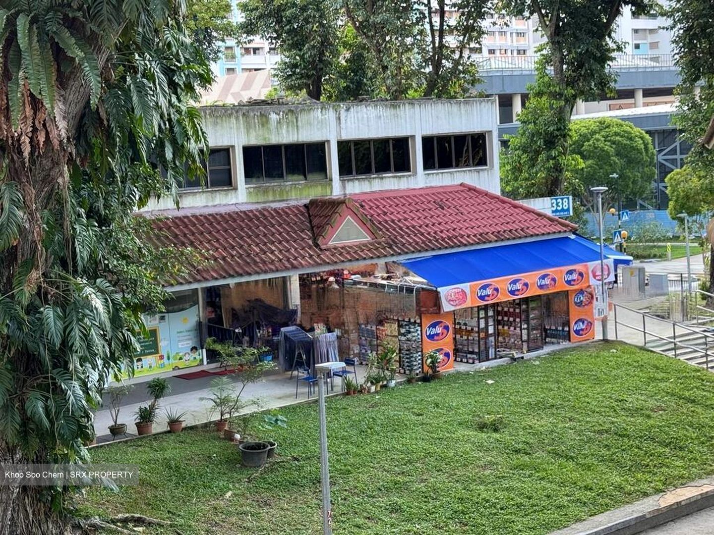Ang Mo Kio Avenue 1 (D20), Retail #569176871